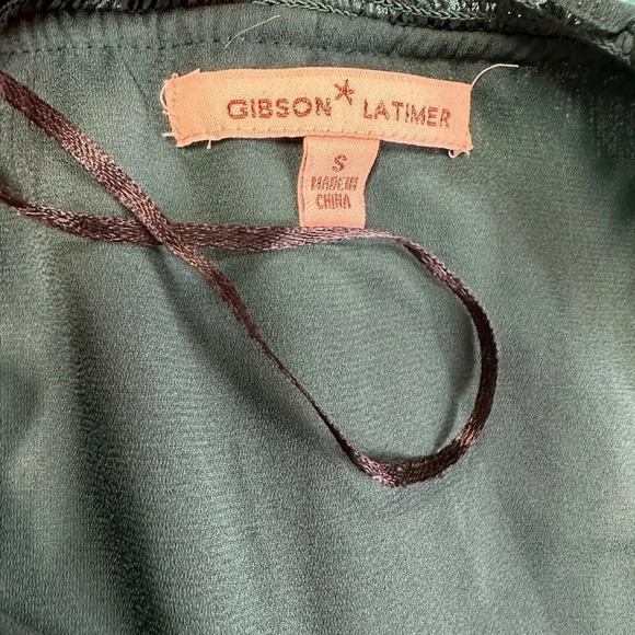 Gibson Latimer Flutter Sleeve Sheer Top - Picture 2 of 4